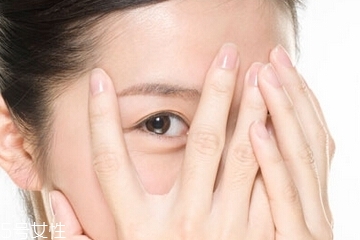 如何选适合自己的眼霜,怎么选择眼霜