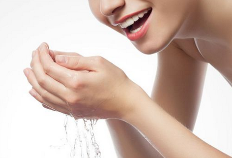 敏感肌怎么去闭口,敏感肌闭口粉刺怎么办