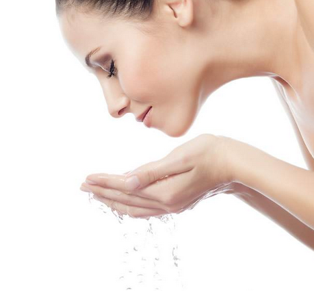 敏感肌如何选择美白产品,适合敏感肌的美白产品