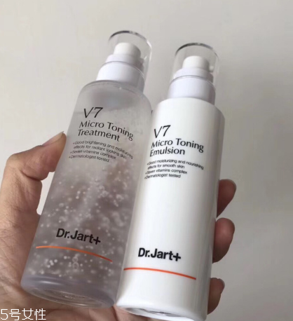 蒂佳婷水乳好用吗,蒂佳婷水乳适合什么皮肤用 蒂佳婷水乳好用吗,蒂佳婷水乳适合什么皮肤用