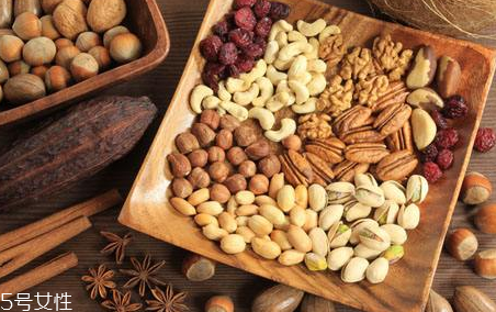 坚果护发精油的作用,坚果油对头发怎么使用