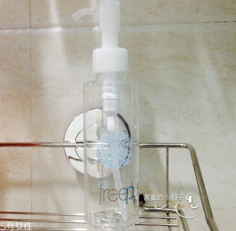 芙丽芳丝卸妆油怎么用,芙丽芳丝卸妆油致痘吗