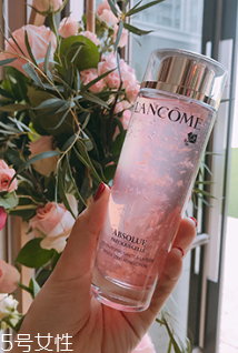 玫瑰精露的功效,玫瑰精露的作用和用途