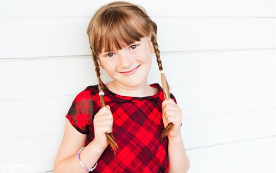 12岁小孩可以用护肤品吗,小孩可以用护肤品吗