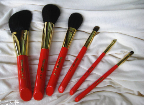 化妆刷怎么清洗保养,化妆刷怎么清洗干净
