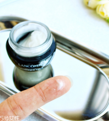 兰蔻肌底精华眼霜功效,兰蔻精华基底眼霜