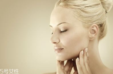 春季护肤小常识简短,春季护肤小常识简短给顾客