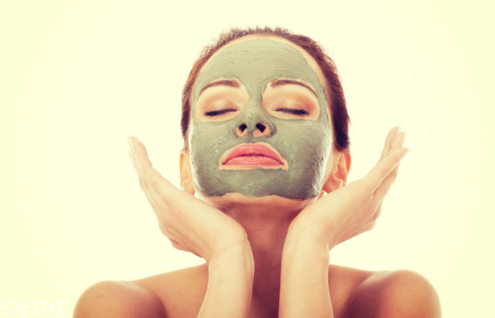 敷面膜7个误区需警惕,敷面膜的十大误区 敷面膜7个误区需警惕,敷面膜的十大误区