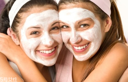 自制面膜的好处和坏处,做面膜的好处和坏处