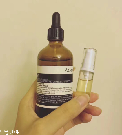 伊索无油精华怎么样,伊索精华有油和无油哪个好用