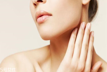 颈纹怎么淡化,颈纹深怎么办怎么改善 颈纹怎么淡化,颈纹深怎么办怎么改善