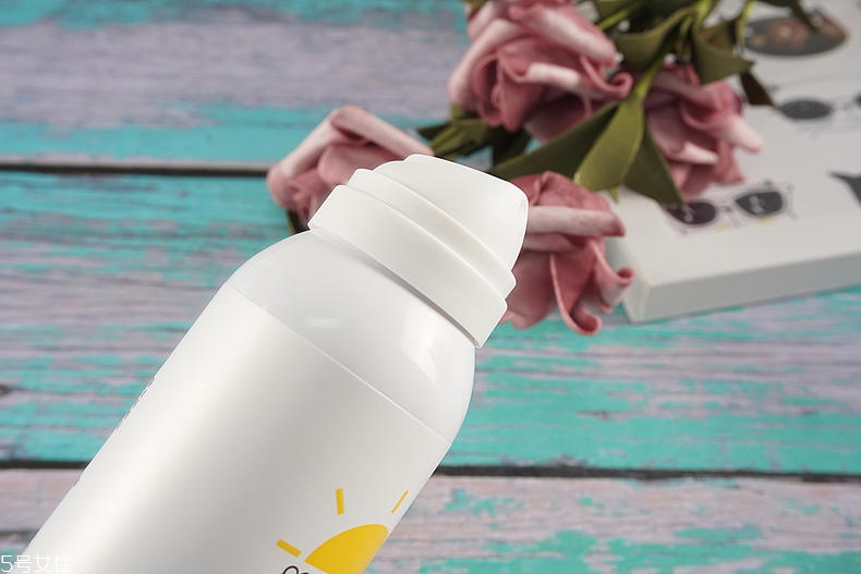 安耐晒防晒喷雾,口碑最好的防晒喷雾 安耐晒防晒喷雾,口碑最好的防晒喷雾