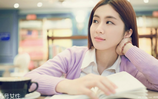 干性皮肤护理重点,干性皮肤的特点是什么?怎么去护理 干性皮肤护理重点,干性皮肤的特点是什么?怎么去护理