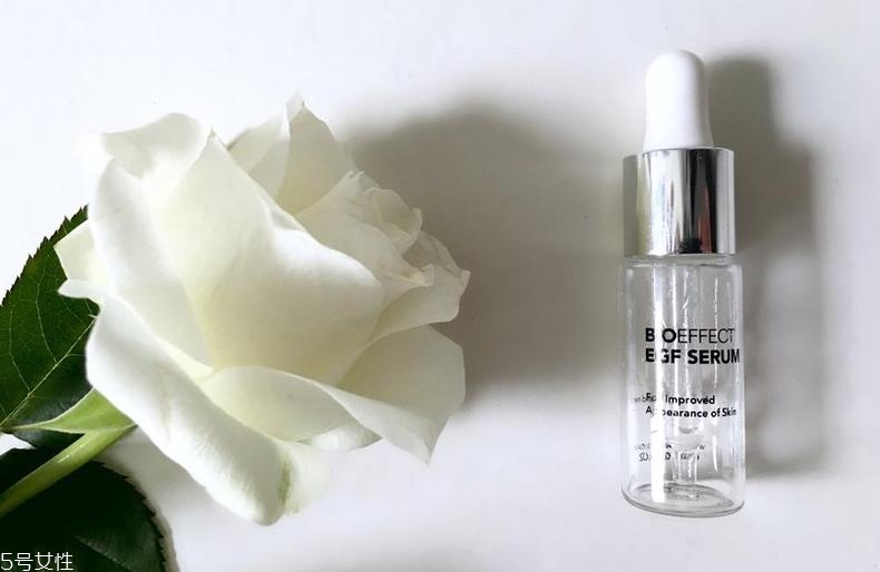 怎样使用精华液达到最佳护肤效果?,护肤需要精华液吗 怎样使用精华液达到最佳护肤效果?,护肤需要精华液吗