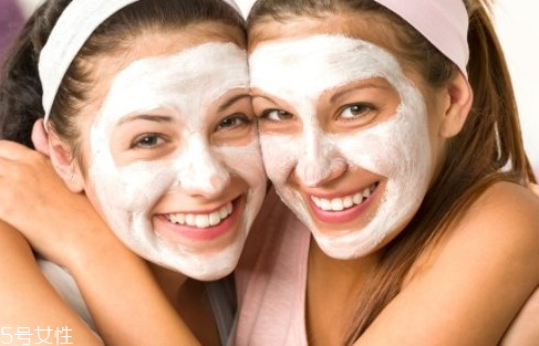 用珍珠粉做面膜后需要用洗面奶洗吗,用完珍珠粉面膜要用洗面奶洗脸吗