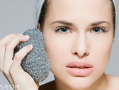 鸡皮肤要注意什么,鸡皮肤用什么药膏 鸡皮肤要注意什么,鸡皮肤用什么药膏