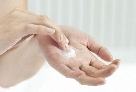身体乳哪个牌子好用,身体乳的使用方法 身体乳哪个牌子好用,身体乳的使用方法