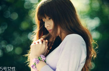 玻尿酸补水喷雾可以天天用吗,补水喷雾可以天天用吗