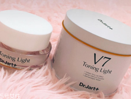 drjartv7素颜霜好用吗,drjartv7素颜霜怎么用