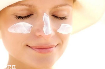 素颜霜跟面霜有什么区别,面霜和素颜霜一样吗