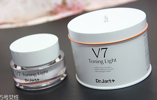 素颜霜流汗脱妆怎么办,素颜霜容易脱妆怎么办