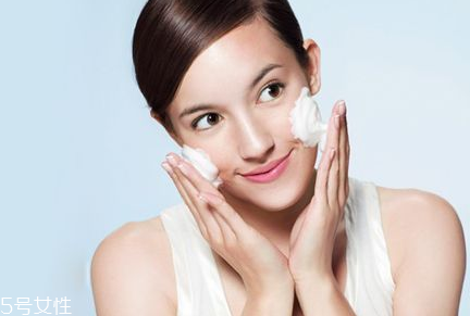 脸过敏发红痒怎么办小妙招,脸过敏发红痒紧急处理方法