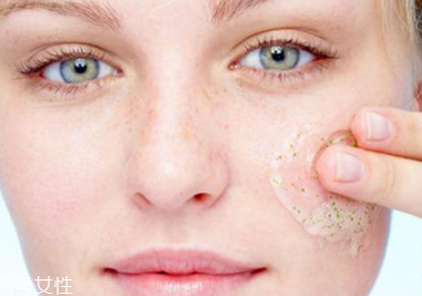 痘痘肌怎么去角质,痘痘肌可以去角质吗