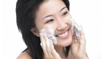 早上洗脸重要还是晚上洗脸重要,早上洗脸好还是不好