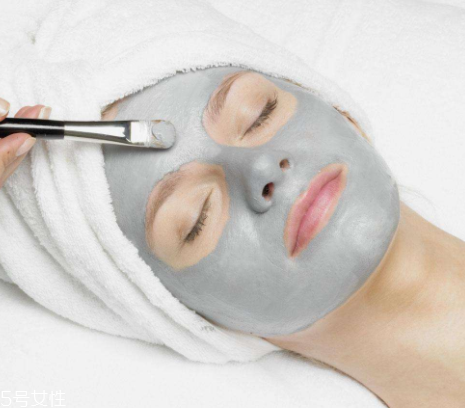 敷完面膜后洗脸好还是不洗好,天天敷面膜好不好