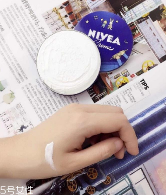 妮维雅小蓝罐好用吗,妮维雅小蓝罐的妙用? 妮维雅小蓝罐好用吗,妮维雅小蓝罐的妙用?