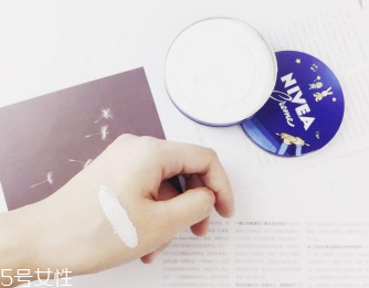 妮维雅小蓝罐好用吗,妮维雅蓝罐太好用了 妮维雅小蓝罐好用吗,妮维雅蓝罐太好用了