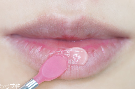 唇膜怎么用效果比较好,如何使用唇膜