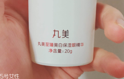 哪个牌子的精华液美白效果好,哪种精华液提亮肤色美白 哪个牌子的精华液美白效果好,哪种精华液提亮肤色美白