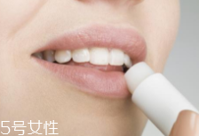 天然护唇方法和小妙招,保护唇的方法有哪些