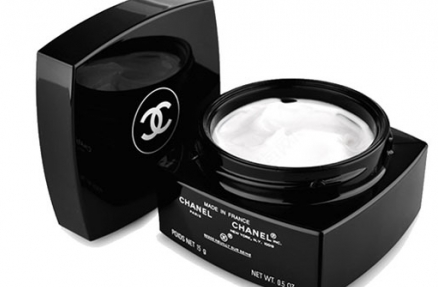 多大可以用眼霜,眼霜适合什么时候用