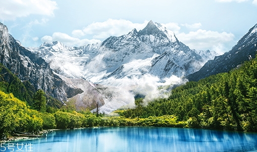 自然堂水润保湿系列好用吗,自然堂水润保湿柔肤水怎么样