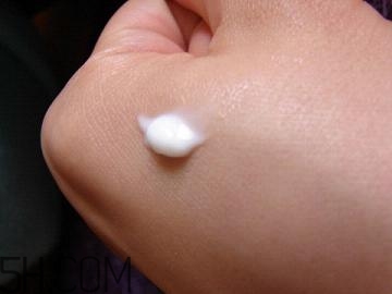 雪花秀闪理眼霜功效,雪花秀闪理眼霜真假鉴别图