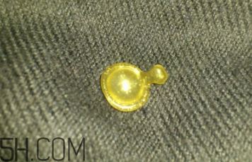 伊丽莎白雅顿眼部精华胶囊怎么用,伊丽莎白雅顿精华怎么使用