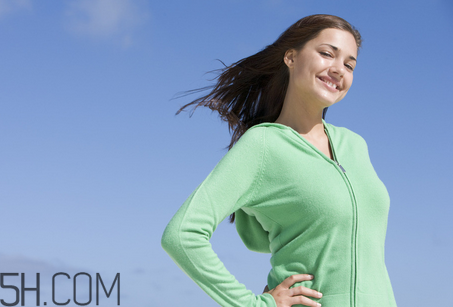 25岁可以用抗皱的护肤品吗,26岁能用抗皱紧致的护肤品吗