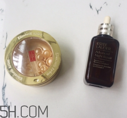 雅顿金胶和小棕瓶能一起用吗,雅顿胶囊的区别 雅顿金胶和小棕瓶能一起用吗,雅顿胶囊的区别