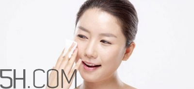 带妆睡觉会怎样,带妆睡觉有什么危害 带妆睡觉会怎样,带妆睡觉有什么危害