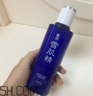 雪肌精化妆水怎么区分清爽和滋润,雪肌精化妆水经典和盈润哪个好 雪肌精化妆水怎么区分清爽和滋润,雪肌精化妆水经典和盈润哪个好