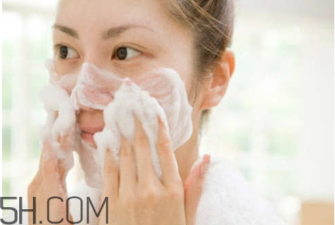 硫磺皂可以洗脸吗?,硫磺皂洗脸好吗