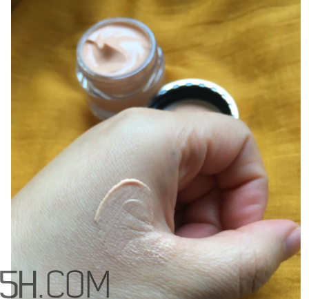 olay眼霜适合什么年龄的人用,olay眼霜好用吗