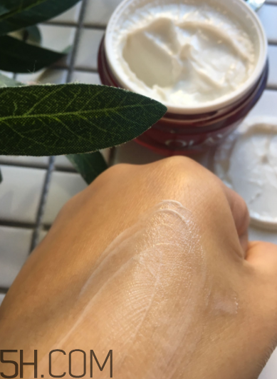 olay面霜适合什么年龄段用,olay素颜金纯面霜