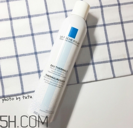 理肤泉喷雾有什么功效,理肤泉喷雾和雅漾喷雾哪个效果好