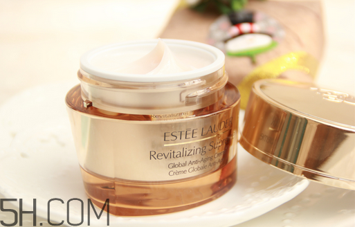 雅诗兰黛多效智妍面霜和精华霜的区别,雅诗兰黛多效智妍滋养霜和精华霜哪个好用 雅诗兰黛多效智妍面霜和精华霜的区别,雅诗兰黛多效智妍滋养霜和精华霜哪个好用