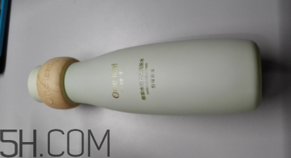 一叶子酪梨爽肤水好用吗,一叶子酪梨水乳适合肤质 一叶子酪梨爽肤水好用吗,一叶子酪梨水乳适合肤质