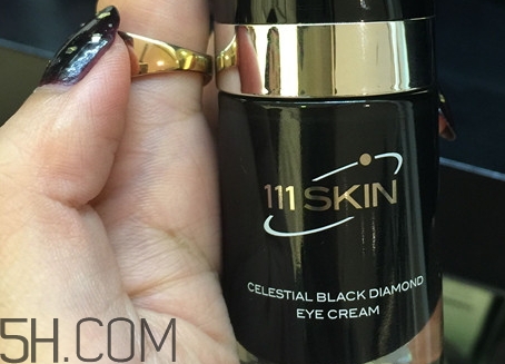 111skin黑钻面霜,111skin黑钻乳液成分 111skin黑钻面霜,111skin黑钻乳液成分