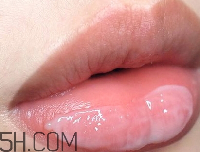 稚优泉唇膜怎么用,稚优泉润唇膏 稚优泉唇膜怎么用,稚优泉润唇膏